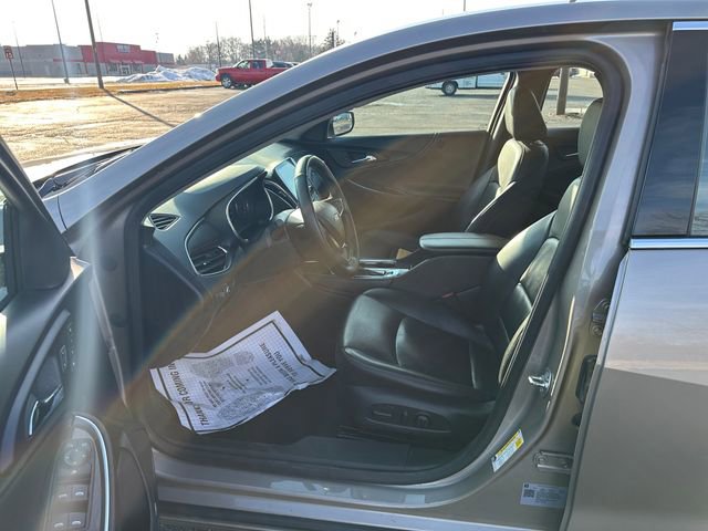 Used 2024 Chevrolet Malibu LT FWD image 9