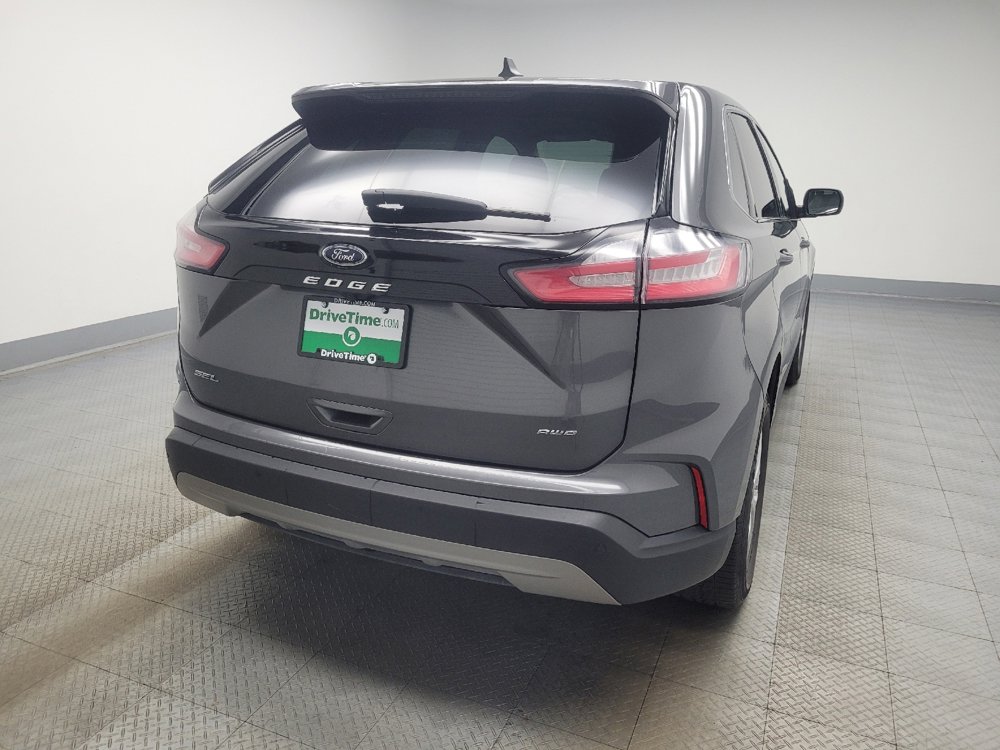Used 2023 Ford Edge SEL image 7