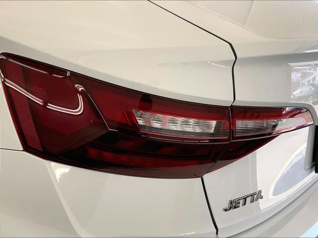 Used 2020 Volkswagen Jetta R-Line w/ R-Line Cold Weather Package image 29