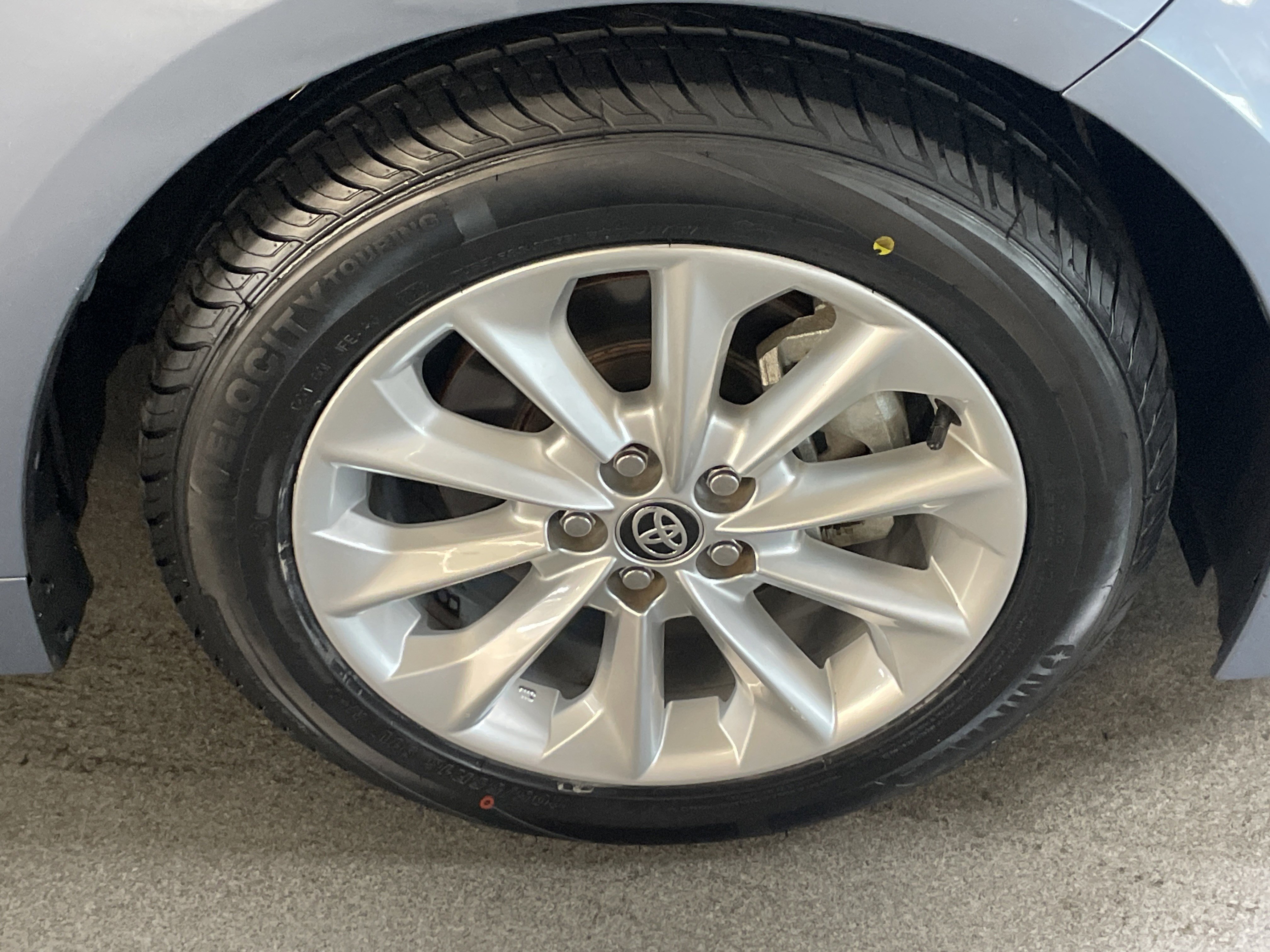 Used 2020 Toyota Corolla XLE image 13
