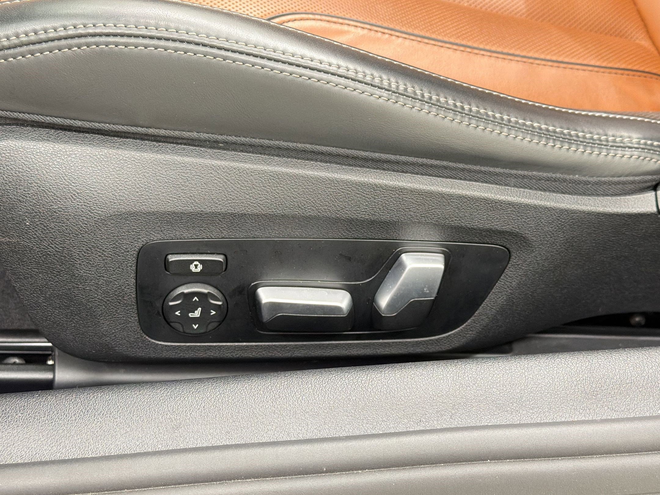 Used 2024 BMW M850i xDrive Convertible w/ M Sport Professional Package image 14