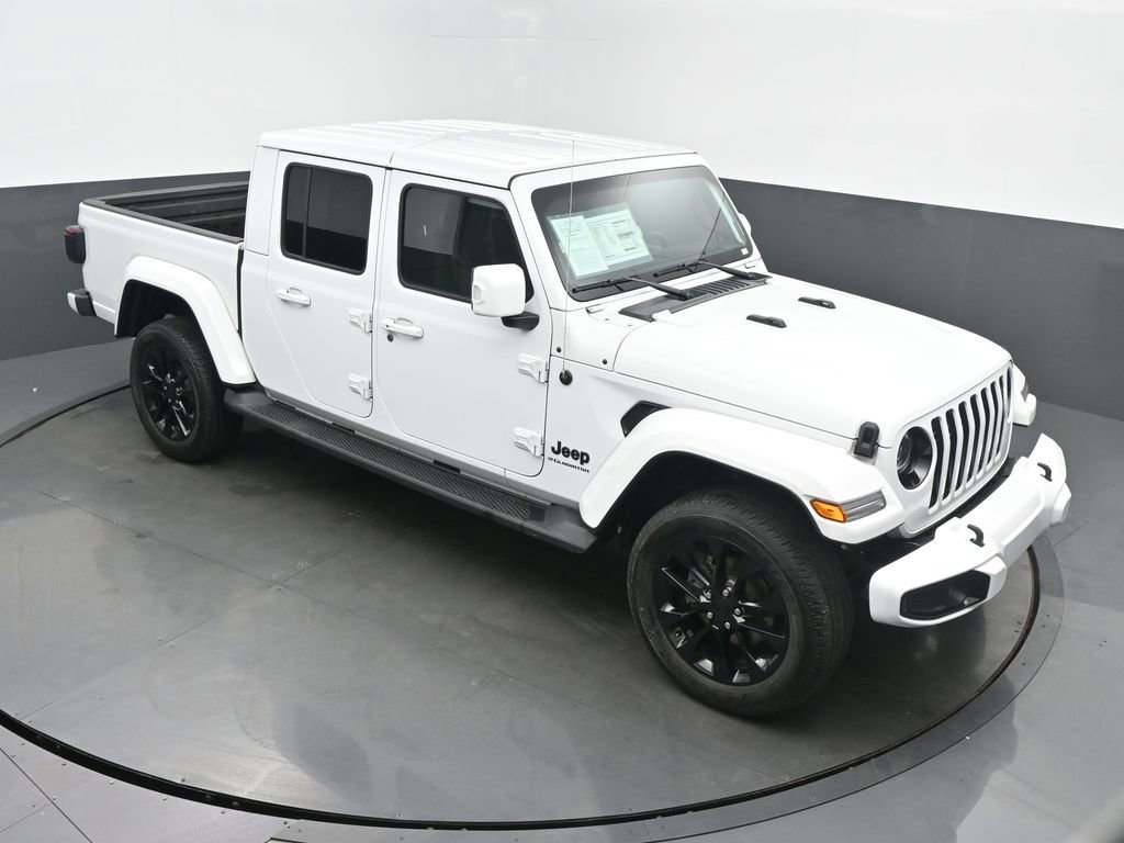Used 2023 Jeep Gladiator Overland image 42