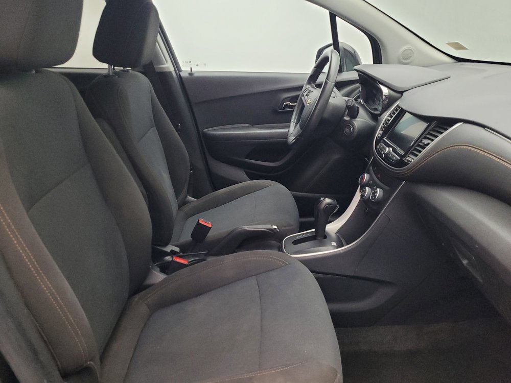 Used 2020 Chevrolet Trax LS w/ Tint and Cruise Package FWD image 21