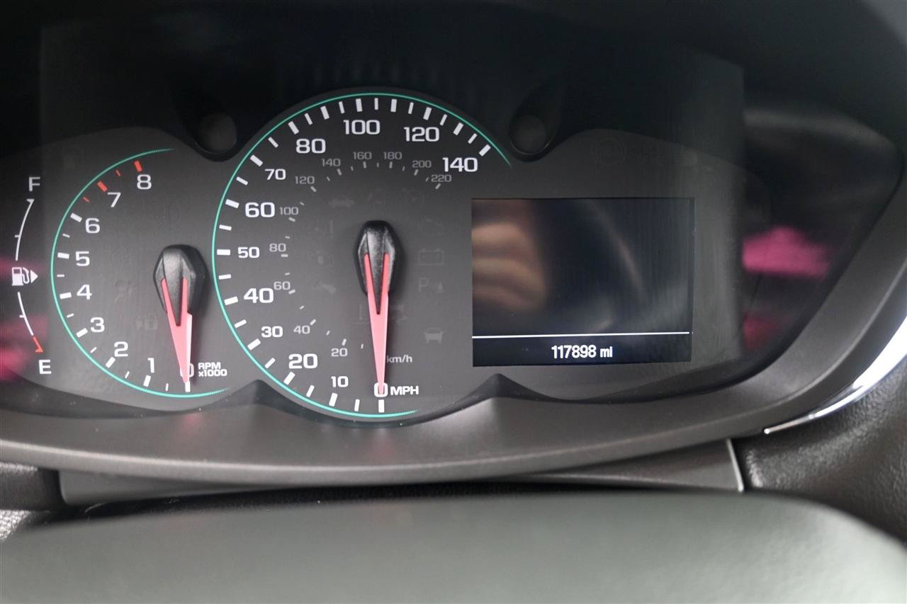 Used 2018 Chevrolet Trax LT w/ LT Convenience Package FWD image 13