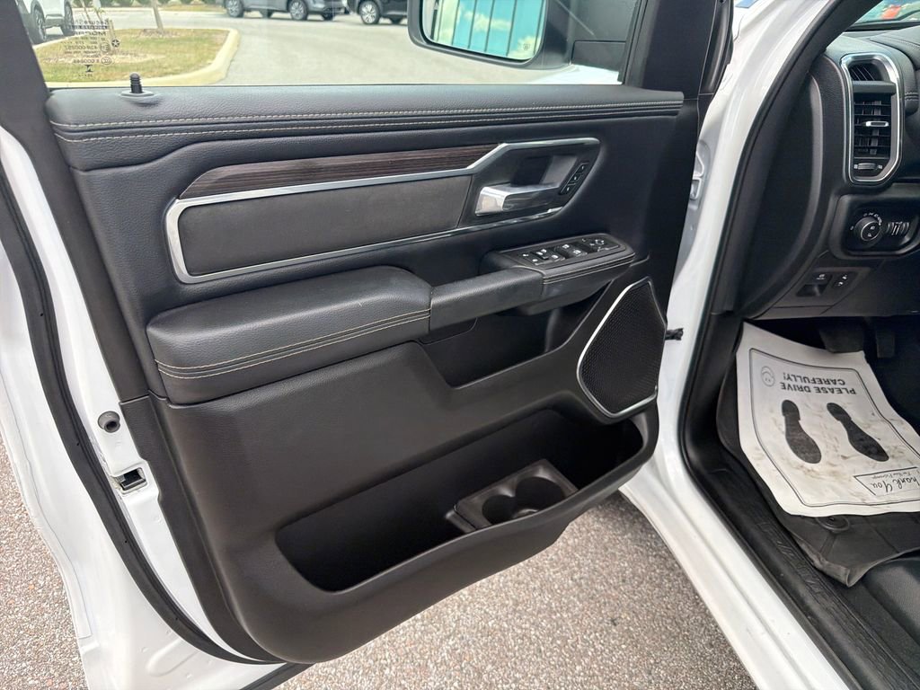 Used 2026 RAM 1500 Laramie AWD/4WD image 13