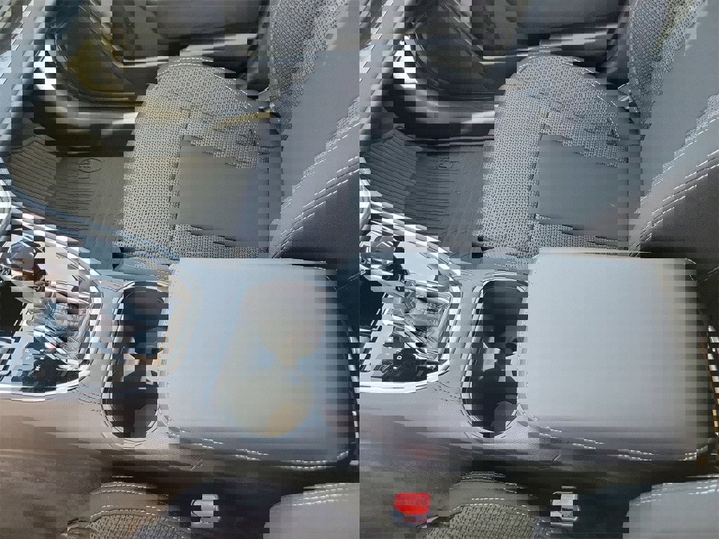 Used 2025 Subaru Outback Premium w/ Popular Package #1A image 22