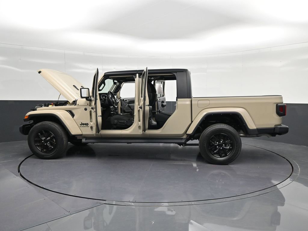 Used 2022 Jeep Gladiator Sport image 20