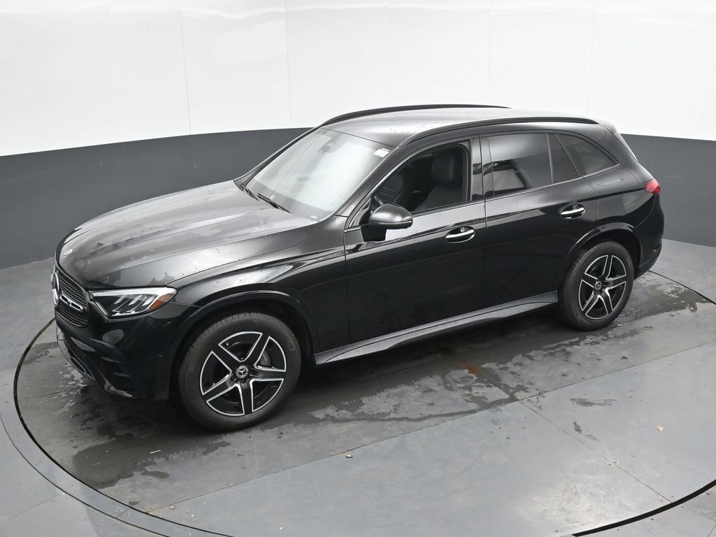 Used 2023 Mercedes-Benz GLC 300 image 31