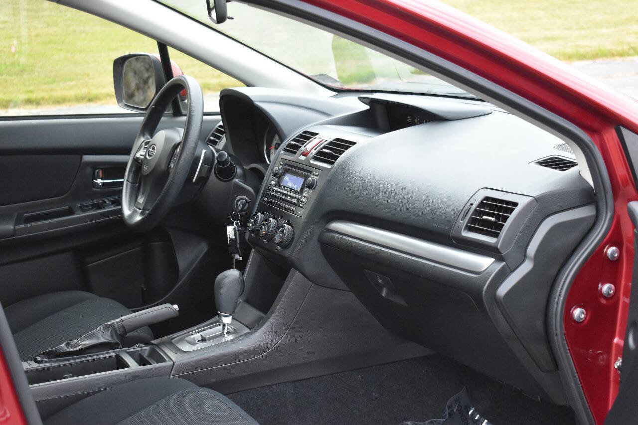 Used 2013 Subaru Impreza 2.0i Premium image 16