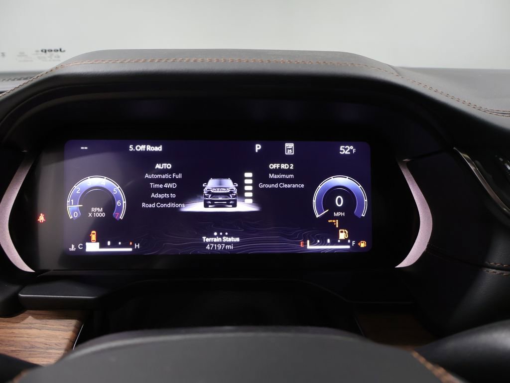 Used 2023 Jeep Grand Cherokee Summit image 39