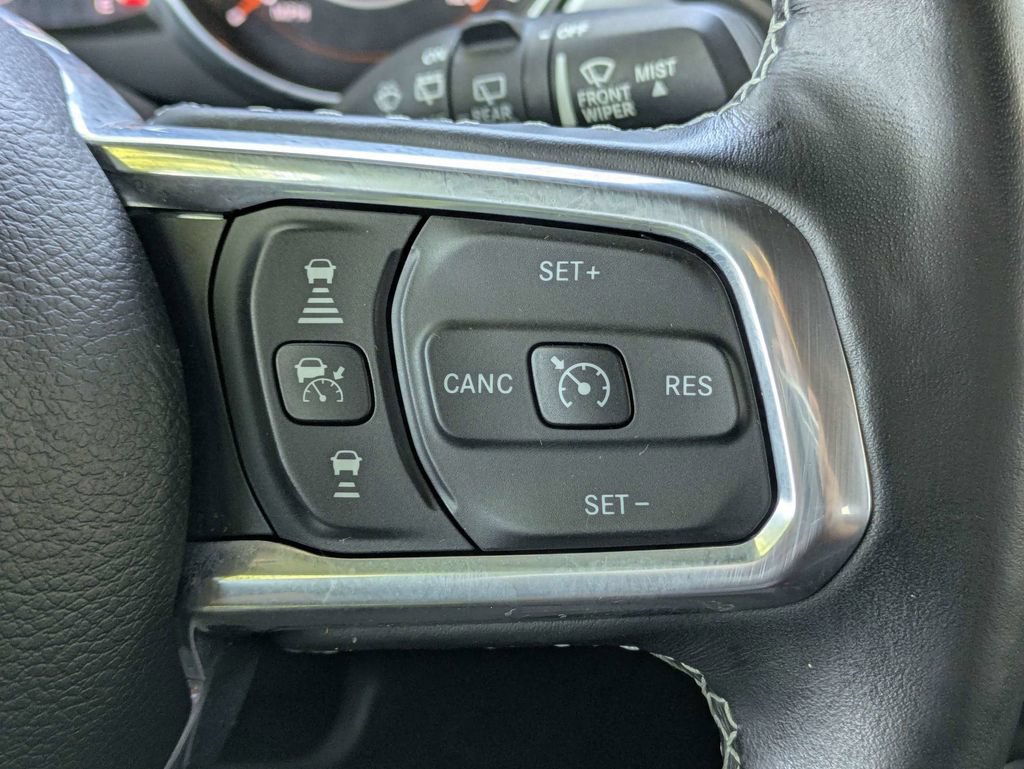 Used 2021 Jeep Wrangler Unlimited Sahara AWD/4WD image 37