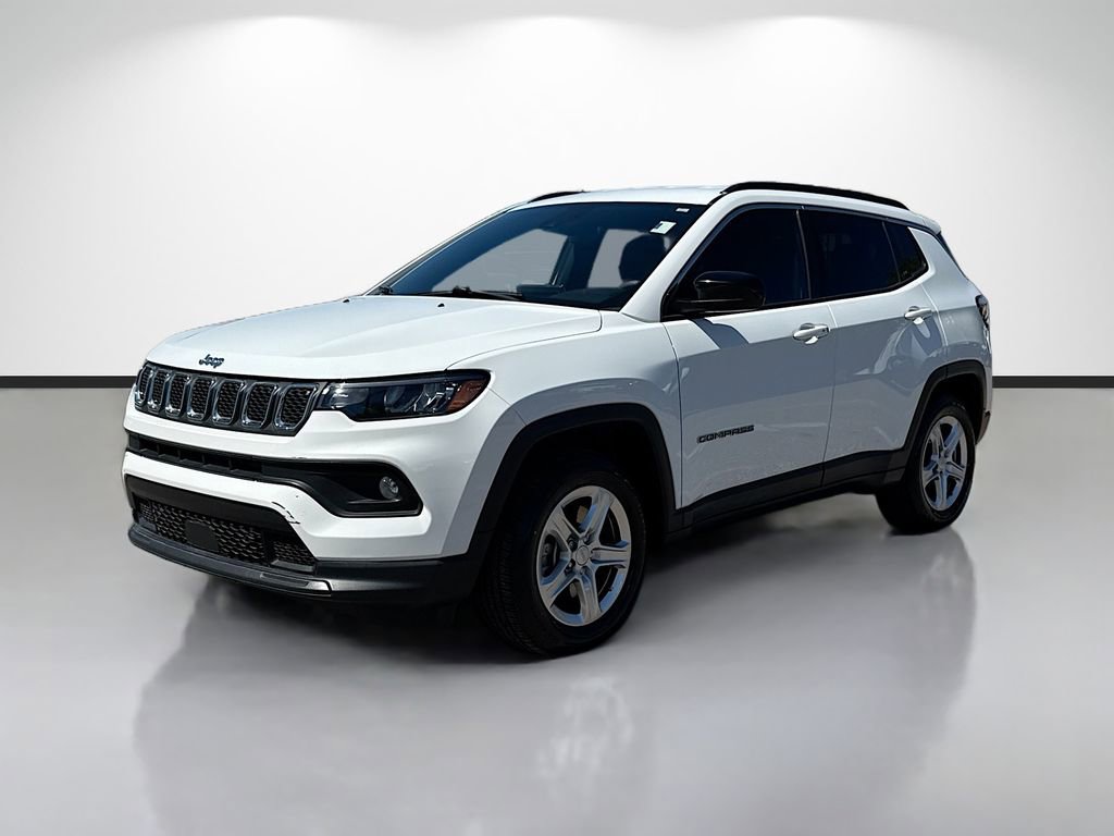 Used 2023 Jeep Compass Latitude AWD/4WD image 7