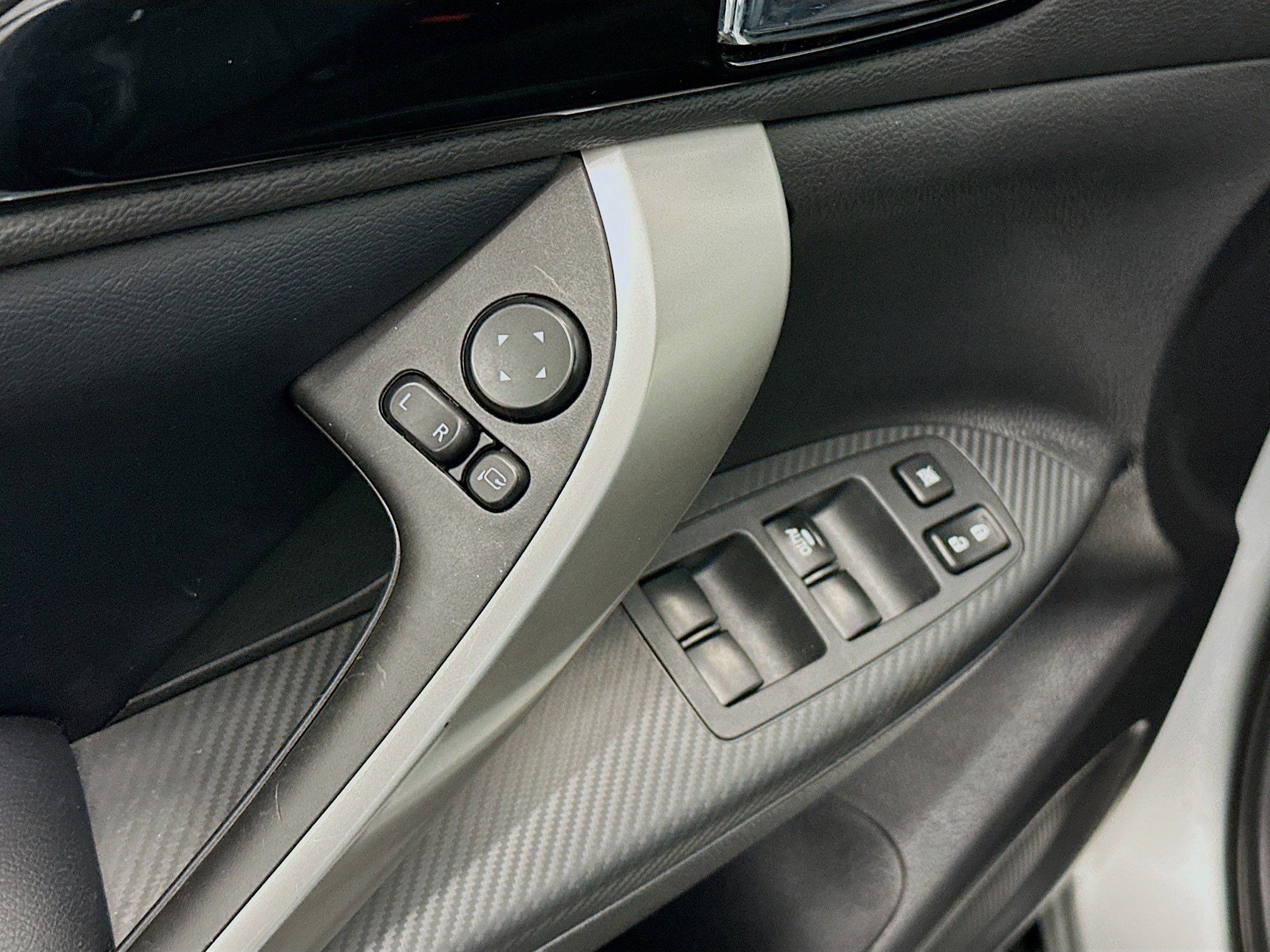 Used 2025 Mitsubishi Eclipse Cross SE image 15