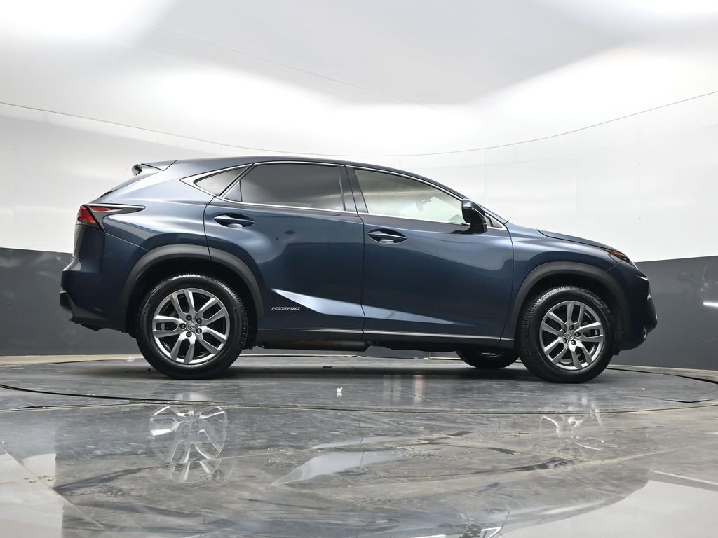 Used 2015 Lexus NX 300h FWD image 32