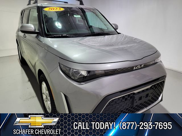 Used 2023 Kia Soul LX w/ LX Technology Package image 8