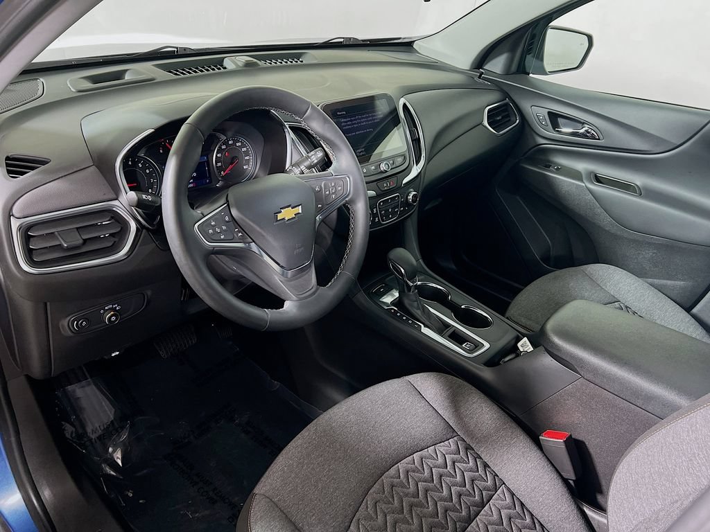 Used 2024 Chevrolet Equinox LT AWD/4WD image 9
