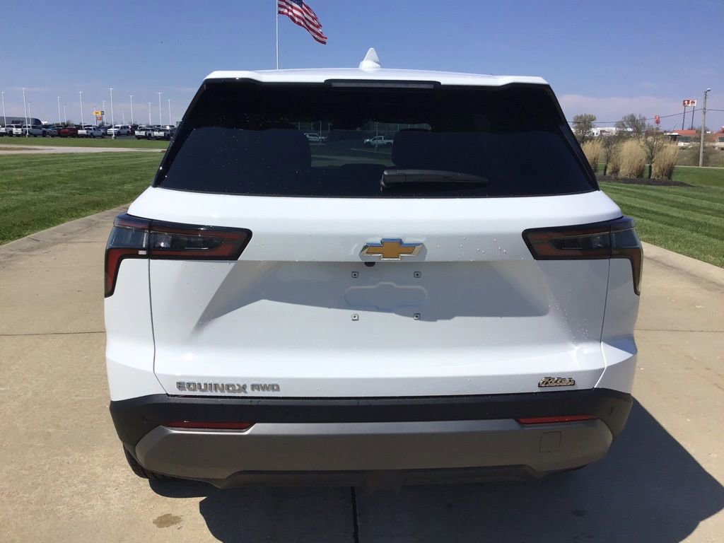 New 2026 Chevrolet Equinox LT w/ Convenience Package II image 5