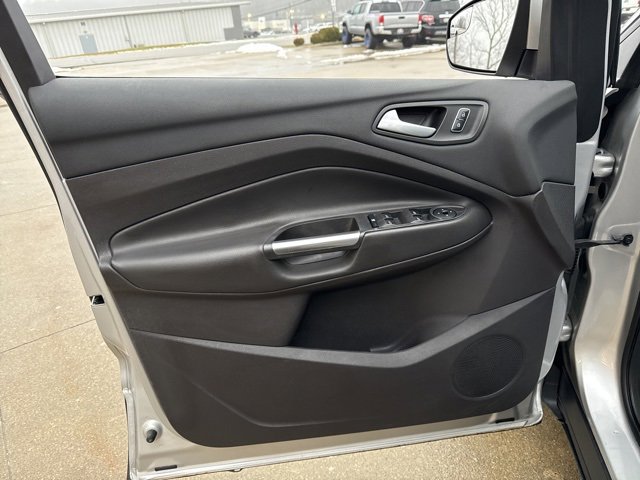 Used 2015 Ford Escape SE w/ Equipment Group 201A image 20