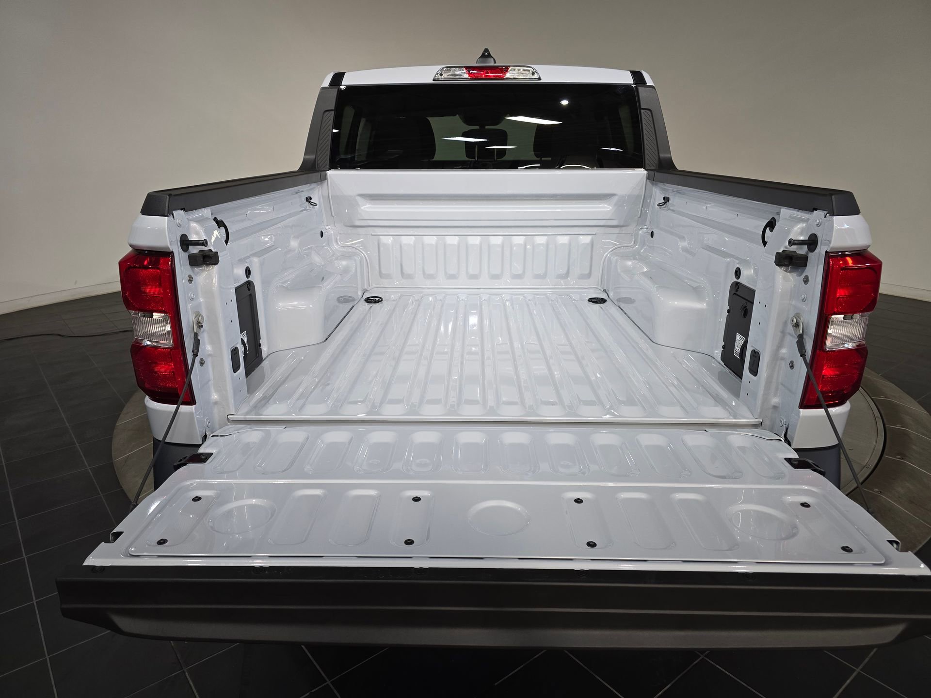 New 2025 Ford Maverick XLT image 33