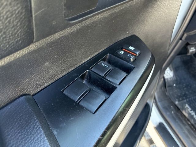 Used 2020 Toyota Tundra SR5 w/ SR5 Leather Package image 12