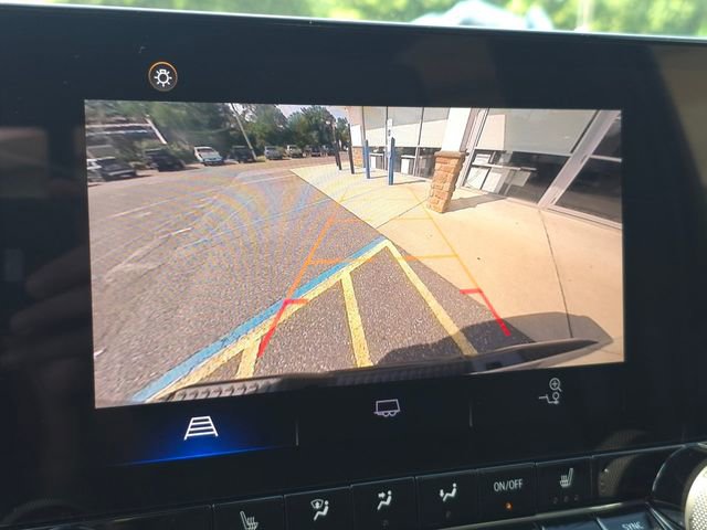 Used 2023 Chevrolet Colorado ZR2 image 17