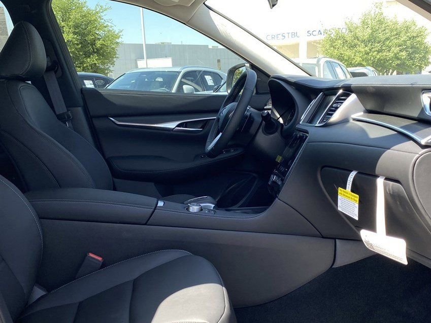New 2025 INFINITI QX50 Pure image 27