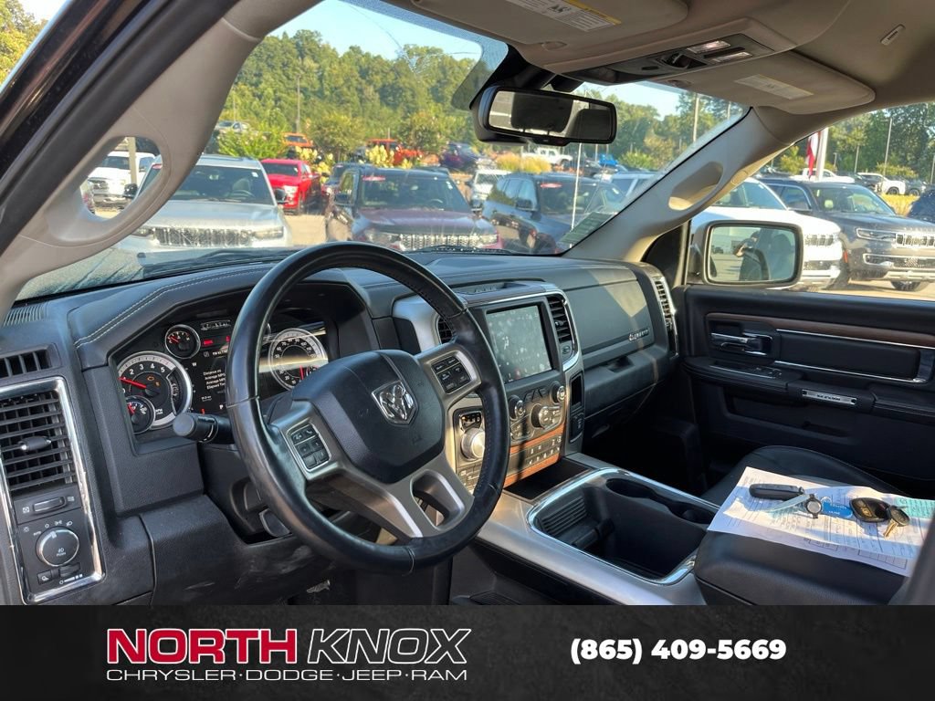 Used 2018 RAM 1500 Laramie w/ Convenience Group AWD/4WD image 7