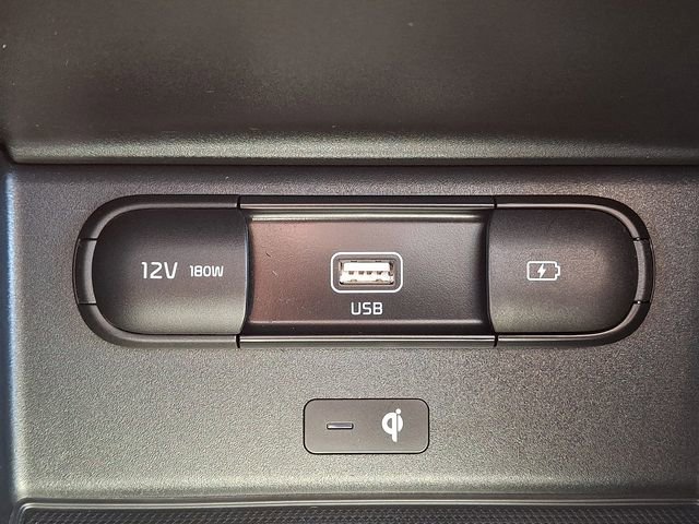 Certified 2022 Kia Telluride EX w/ EX Premium Package AWD/4WD image 24