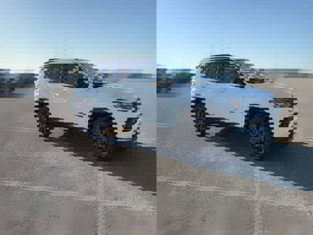 New 2026 Jeep Compass Latitude image 15