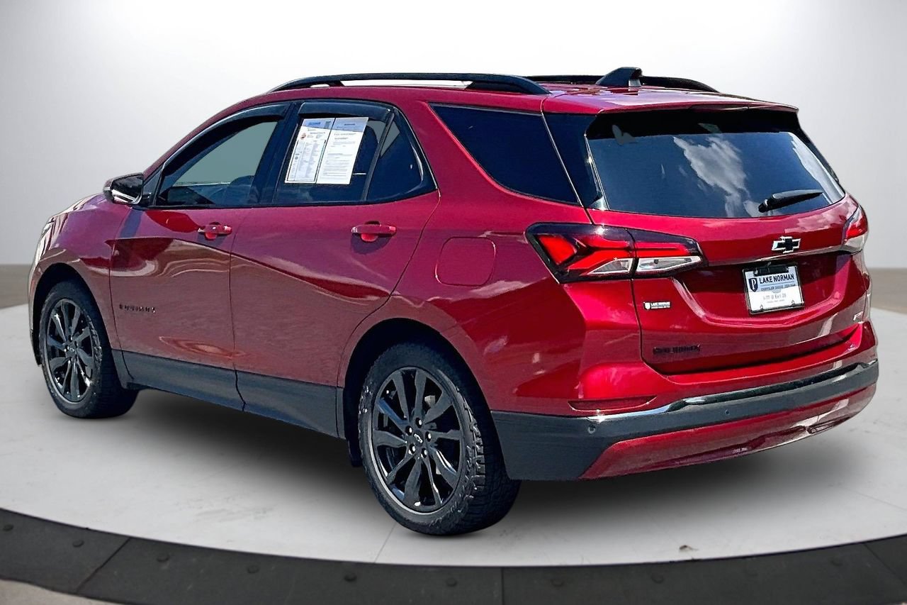 Used 2023 Chevrolet Equinox RS w/ RS Leather Package FWD image 6