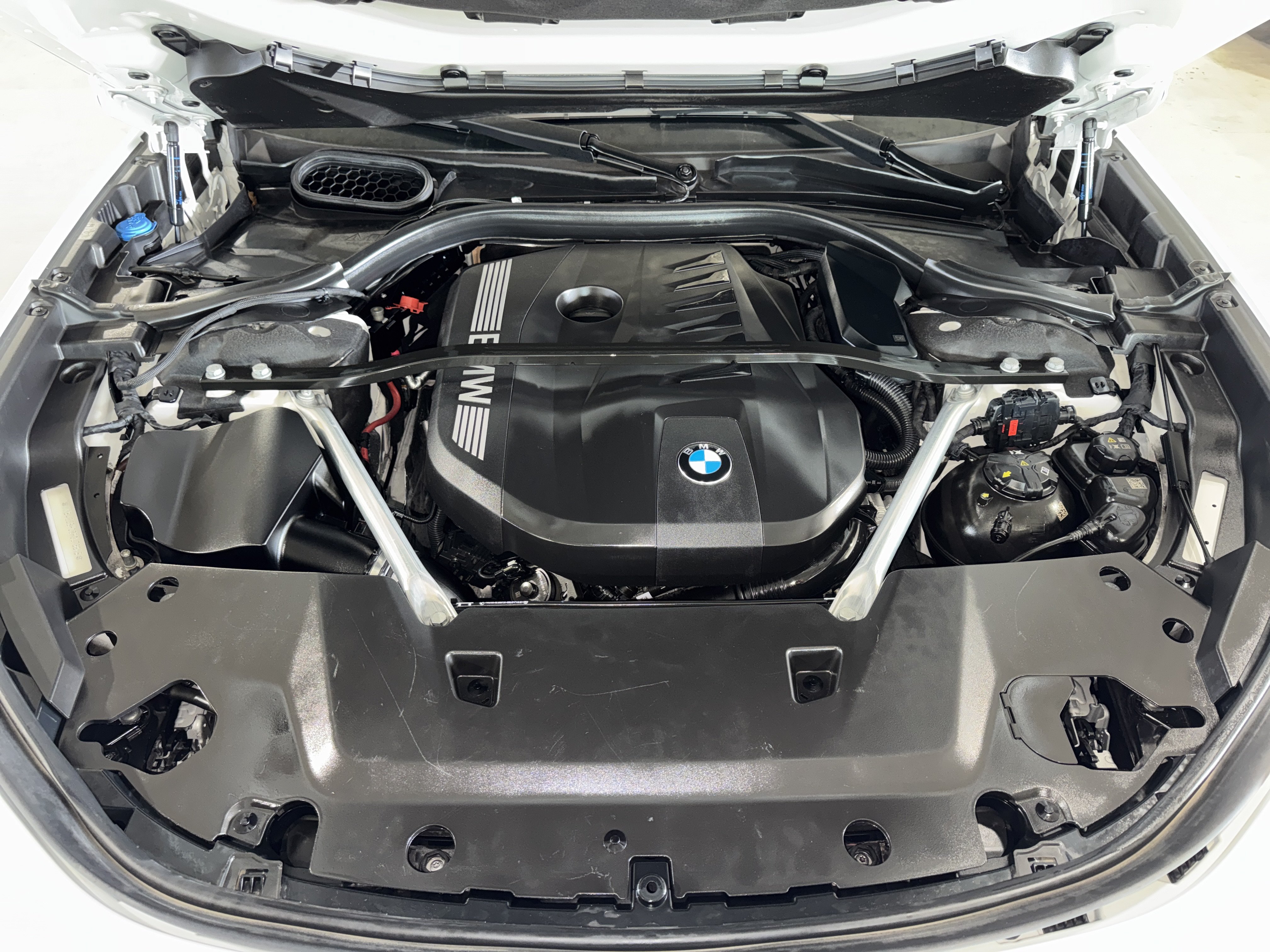 Used 2023 BMW 740i RWD image 36