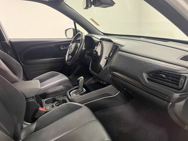 Used 2025 Subaru Forester Touring w/ Popular Package - Touring image 11