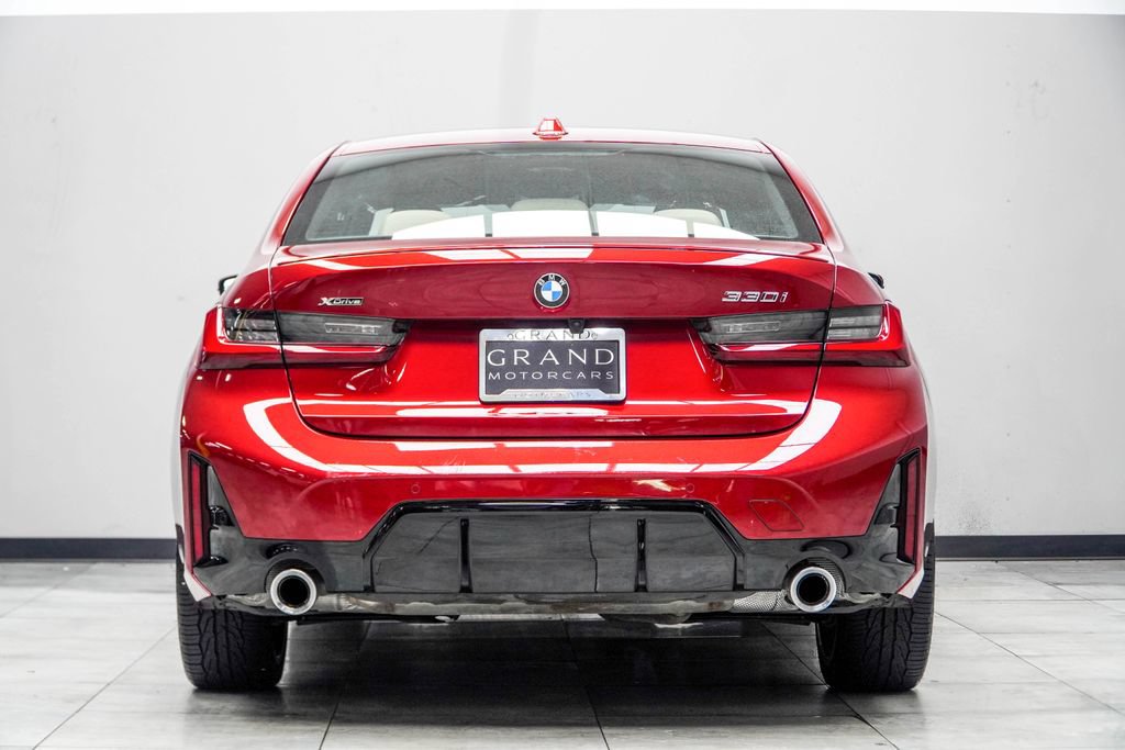 Used 2026 BMW 330i xDrive Sedan AWD/4WD image 12