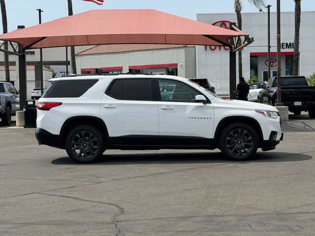 Used 2021 Chevrolet Traverse RS w/ LPO, 'HIT The Road' Package FWD image 4