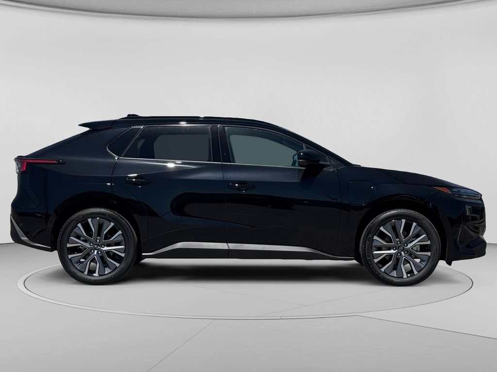 New 2026 Subaru Solterra AWD/4WD image 15
