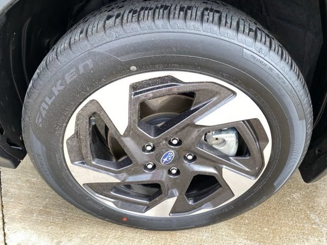 Certified 2025 Subaru Crosstrek 2.5i Limited w/ Popular Package #4A AWD/4WD image 24