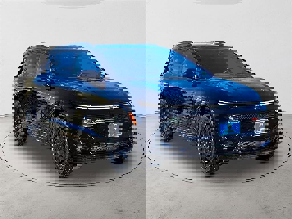 New 2026 Chevrolet Equinox EV RS image 3