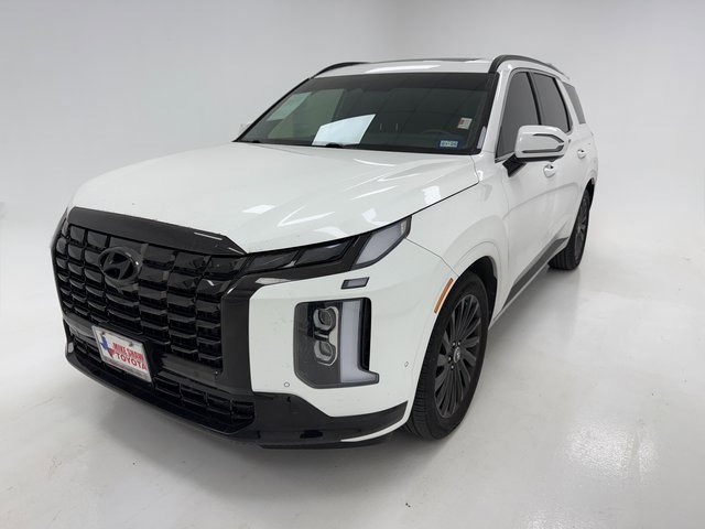 Used 2024 Hyundai Palisade Calligraphy image 4