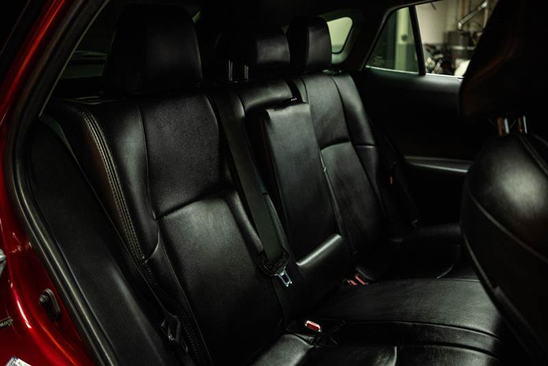 Used 2021 Toyota Venza LE w/ Carpet Mat Package (TMS) AWD/4WD image 12