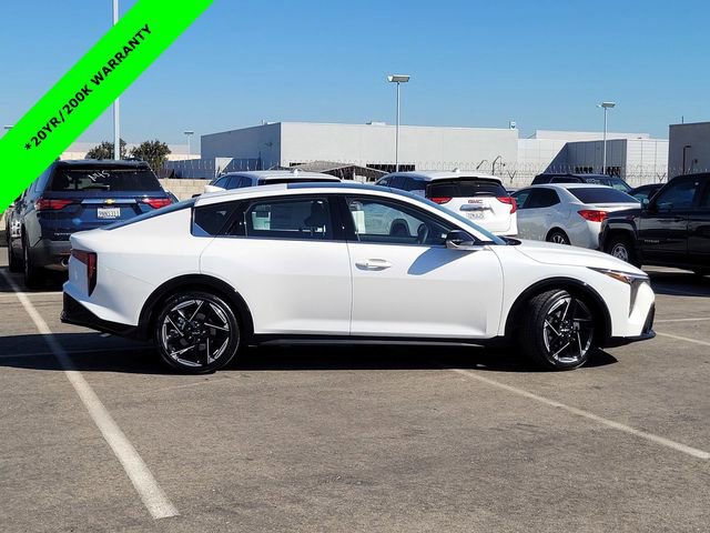 New 2025 Kia K4 GT-Line w/ GT-Line Premium Package image 3