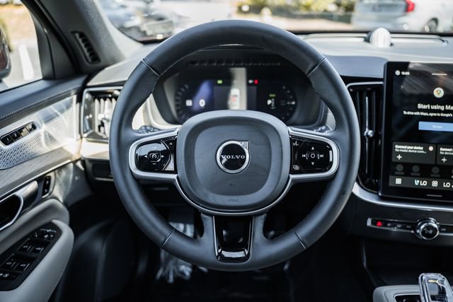 Used 2025 Volvo XC90 T8 Ultra AWD/4WD image 29