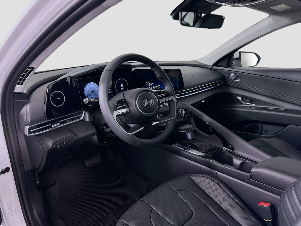 New 2026 Hyundai Elantra Limited w/ Cargo Package image 9