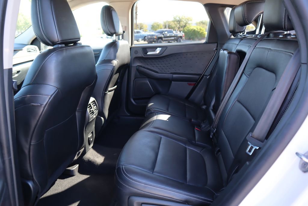 Used 2020 Ford Escape Titanium image 20