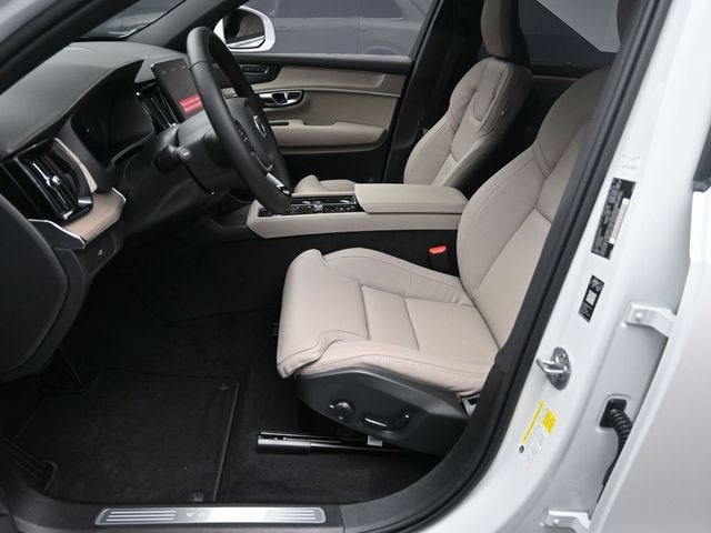 Certified 2026 Volvo XC90 B6 Ultra AWD/4WD image 18