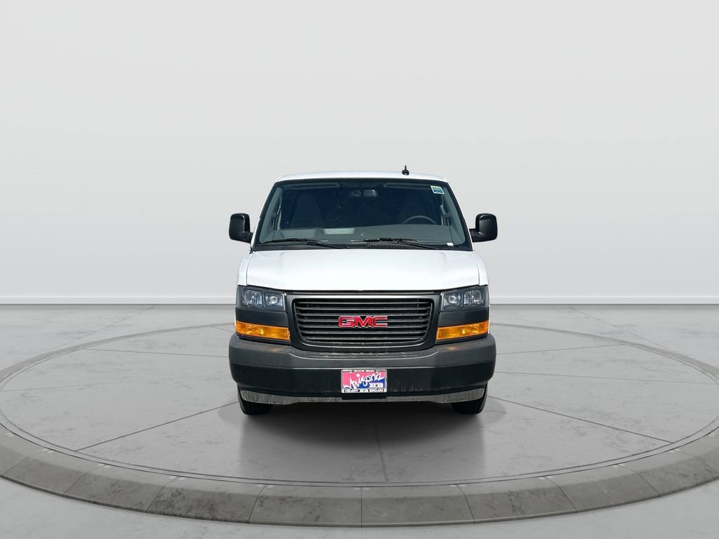 New 2025 GMC Savana 2500 Extended w/ Driver Convenience Package RWD image 3