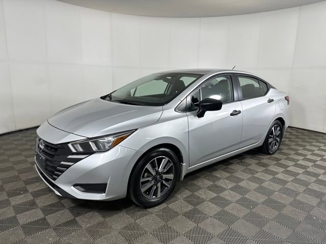 Used 2024 Nissan Versa S w/ S Plus Package image 7