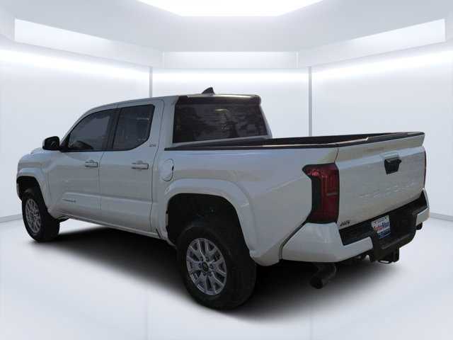 Used 2026 Toyota Tacoma SR5 RWD image 5