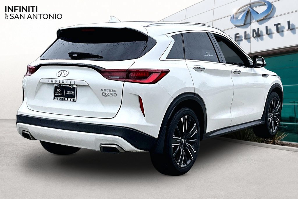 Certified 2022 INFINITI QX50 Luxe w/ Appearance Package FWD image 2