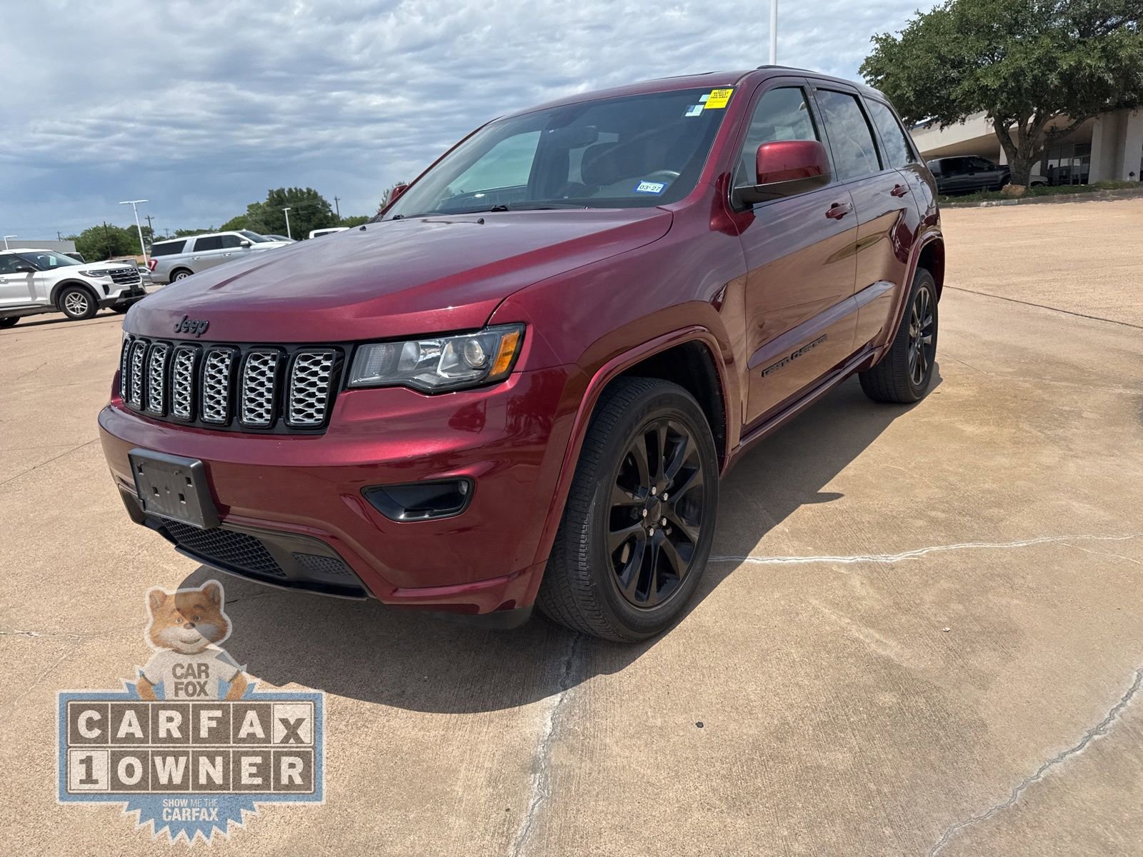Used 2020 Jeep Grand Cherokee Altitude AWD/4WD image 3