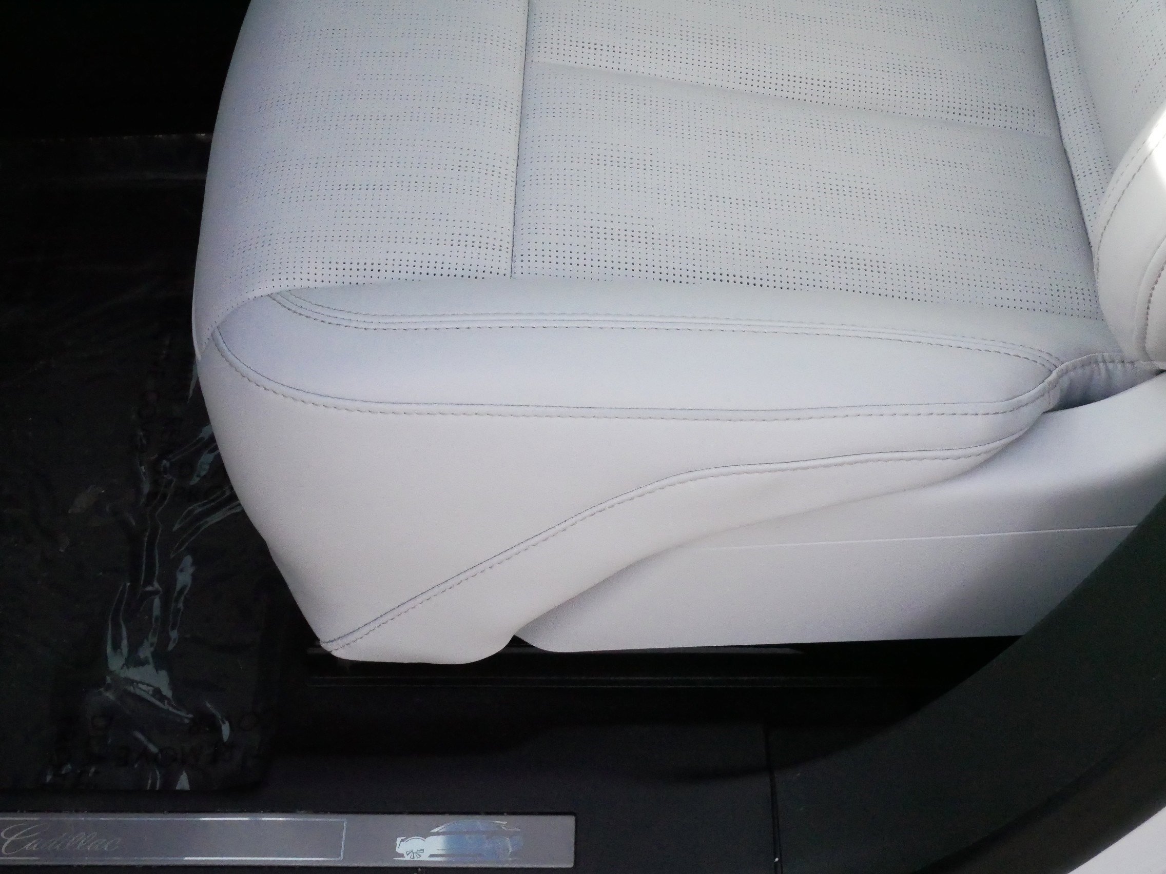 Certified 2024 Cadillac Lyriq Sport image 21